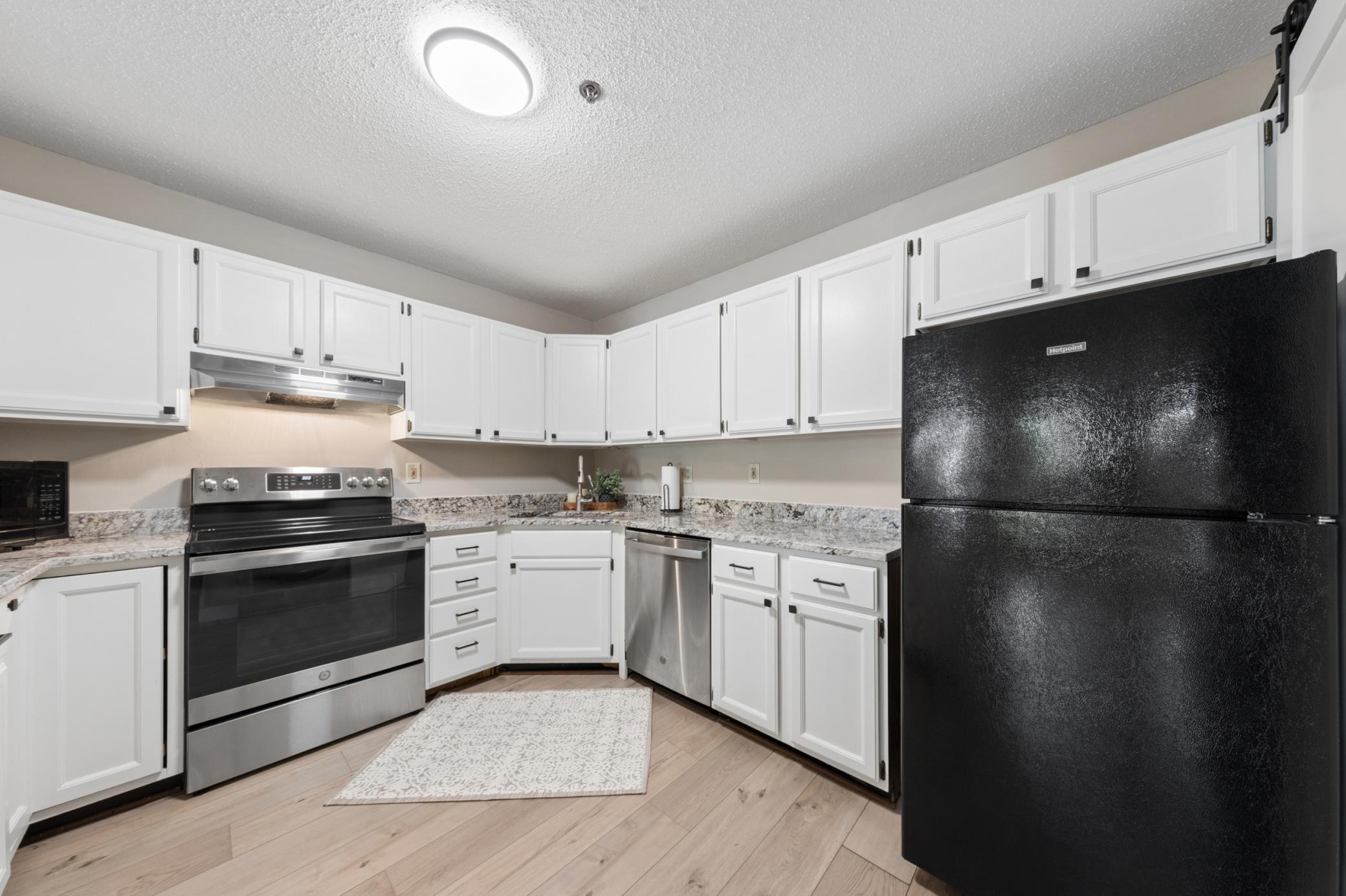 2110 Ridge Drive Unit: 14