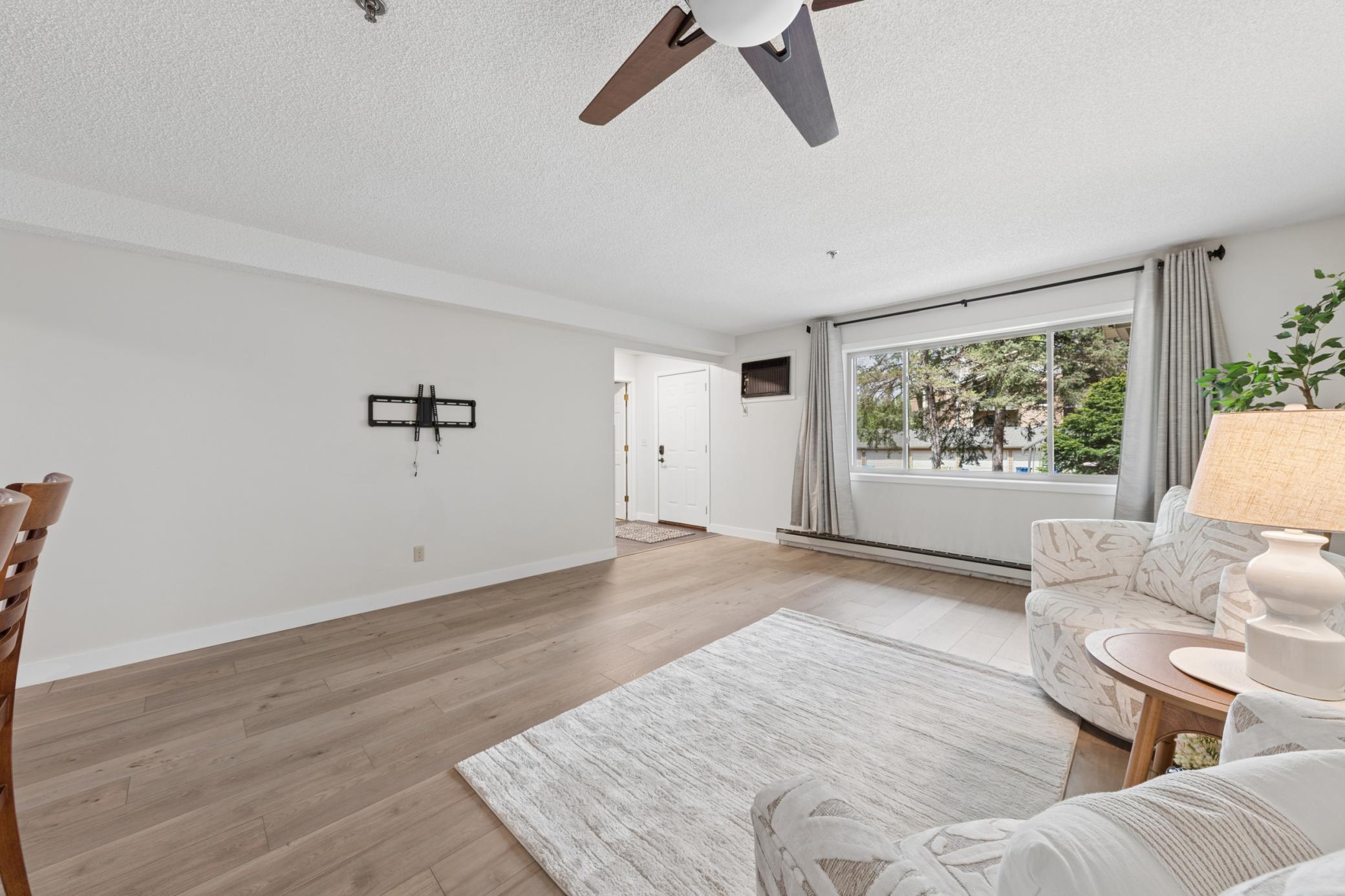 2110 Ridge Drive Unit: 14