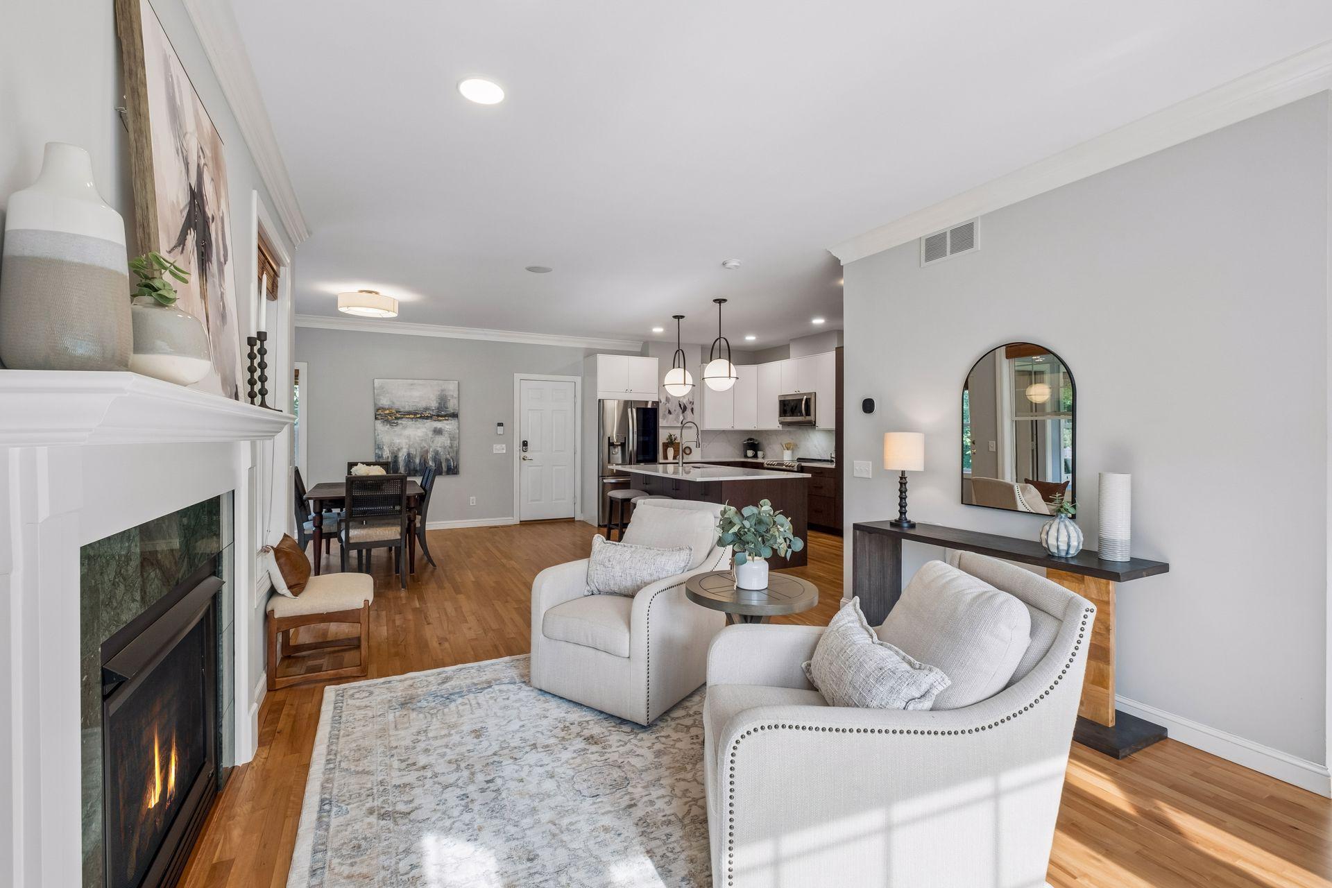 287 Lexington Parkway S