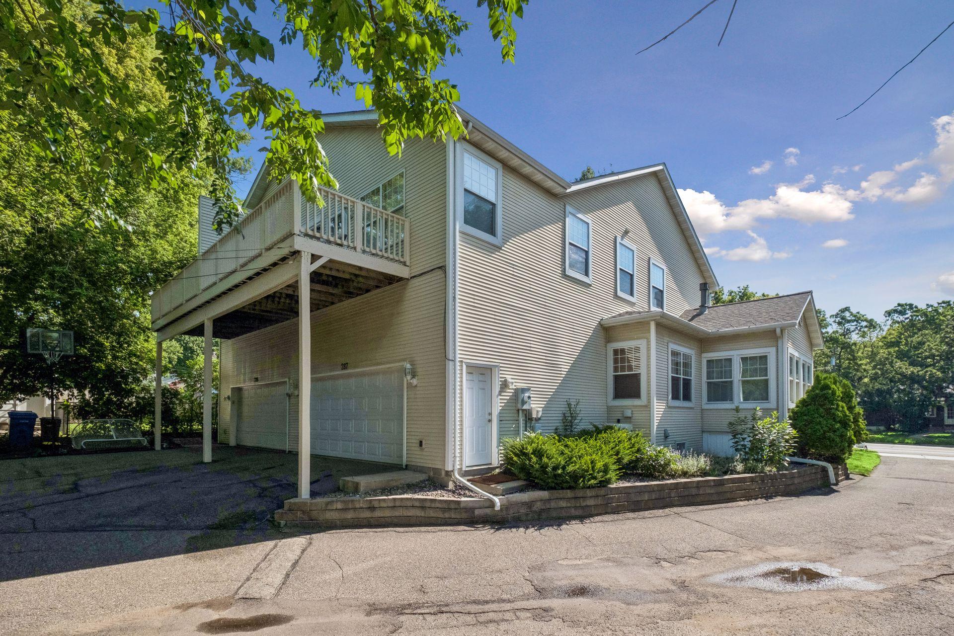 287 Lexington Parkway S