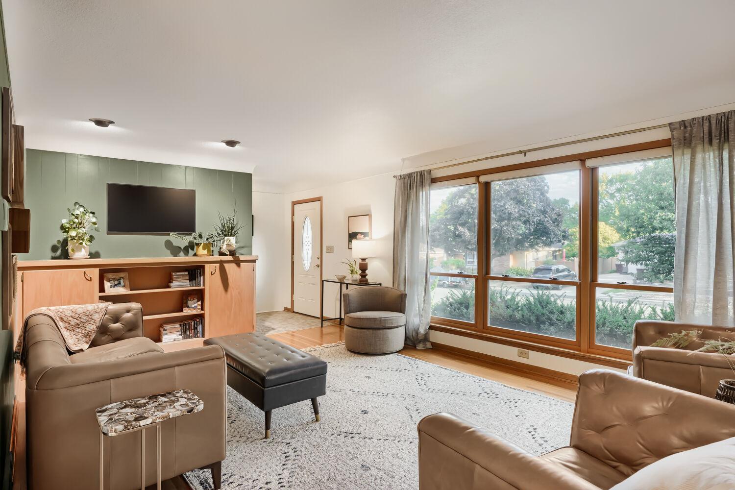 334 Edith Drive