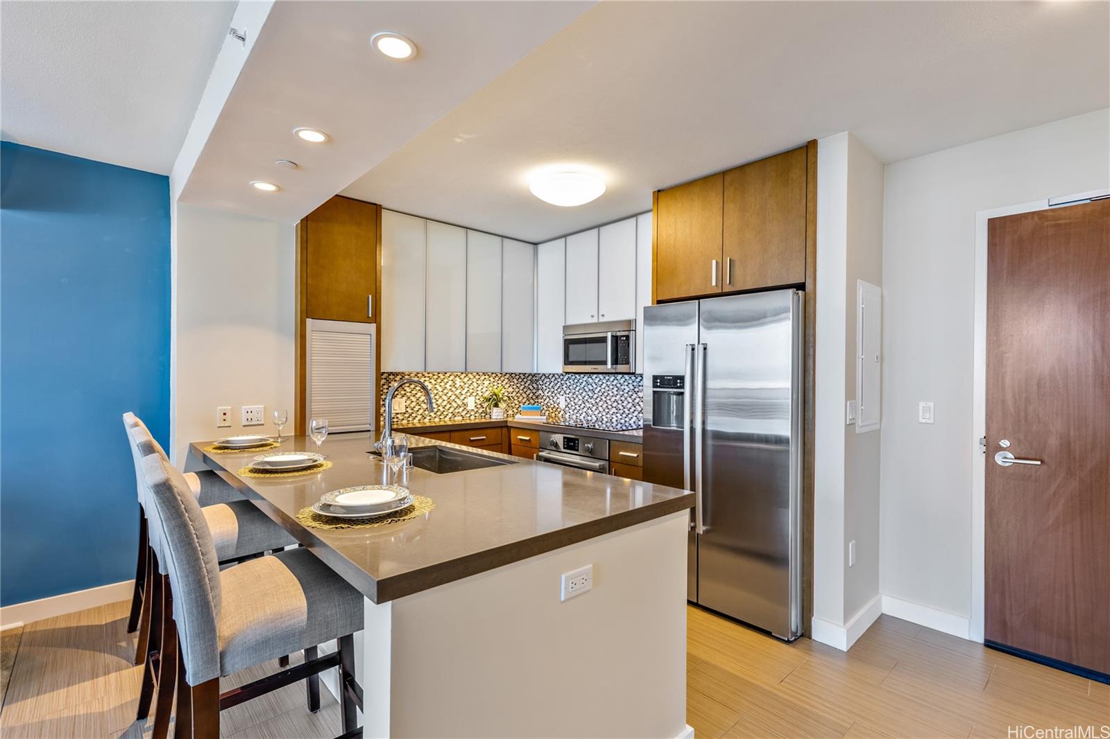 600 Ala Moana Boulevard Unit: 2108