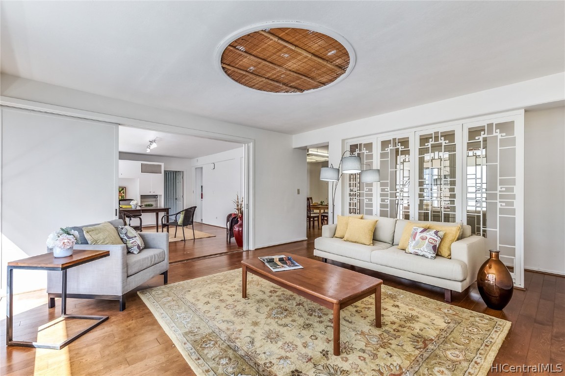 1425 Punahou Street Unit: 501