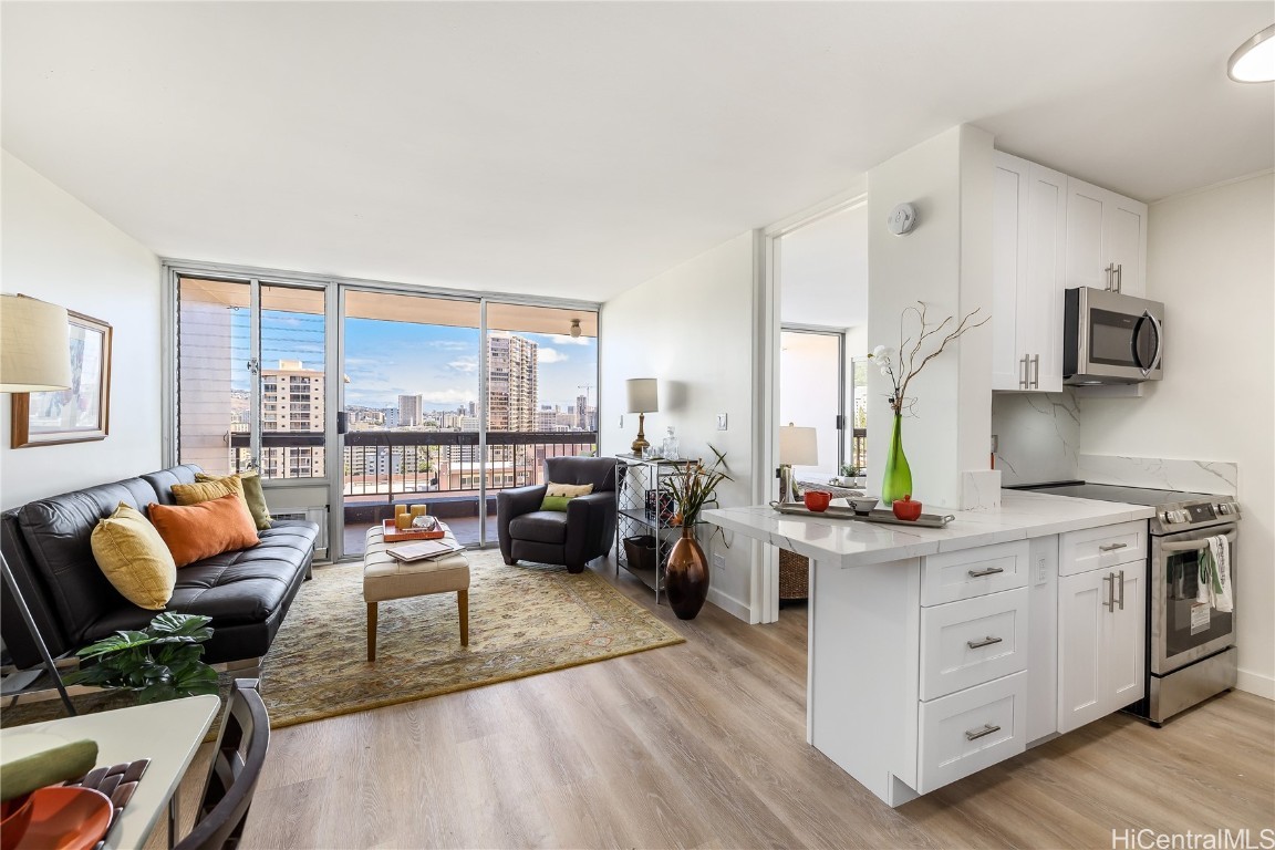 775 Kinalau Place Unit: 1705