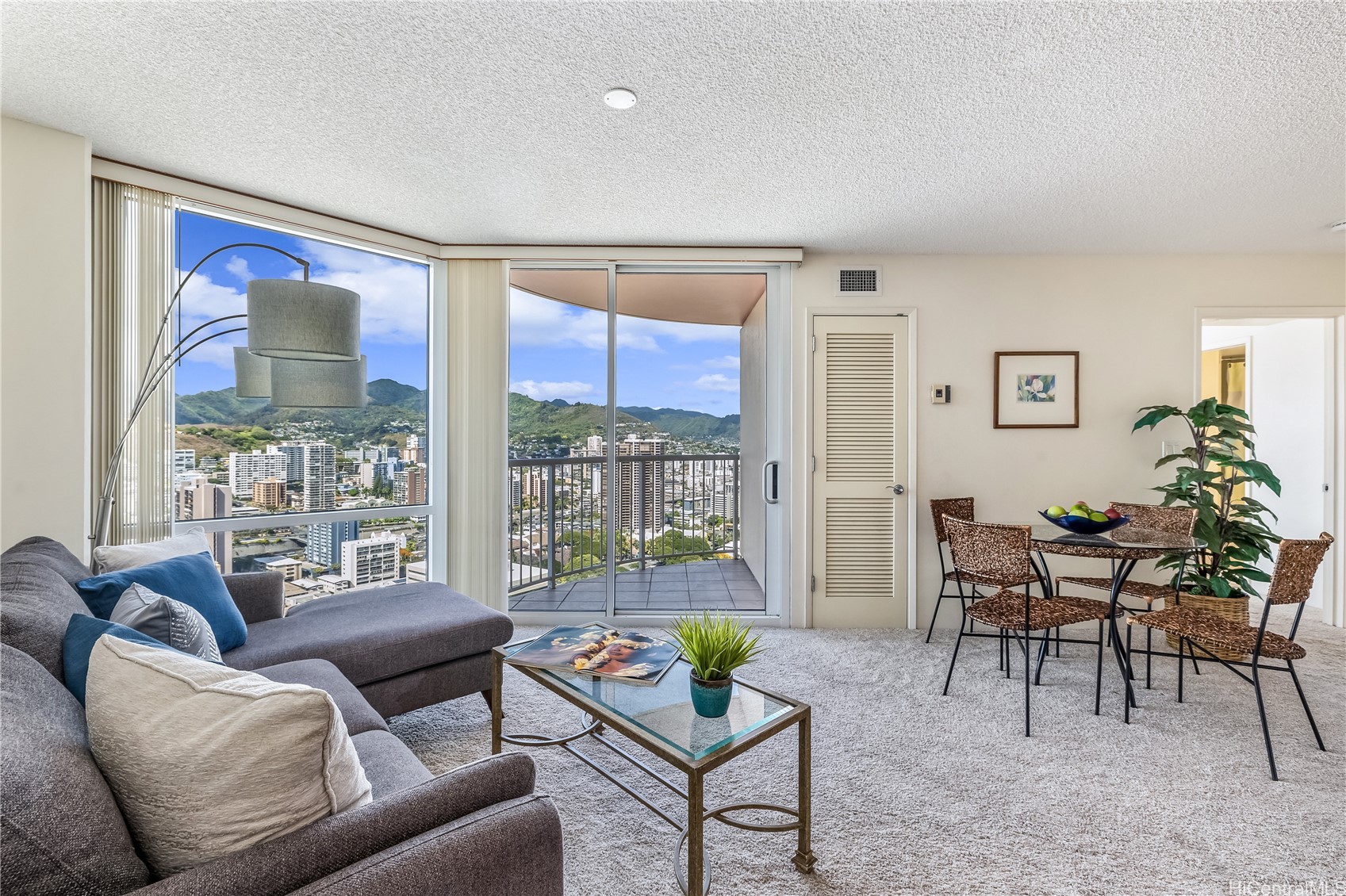 801 S King Street 3809