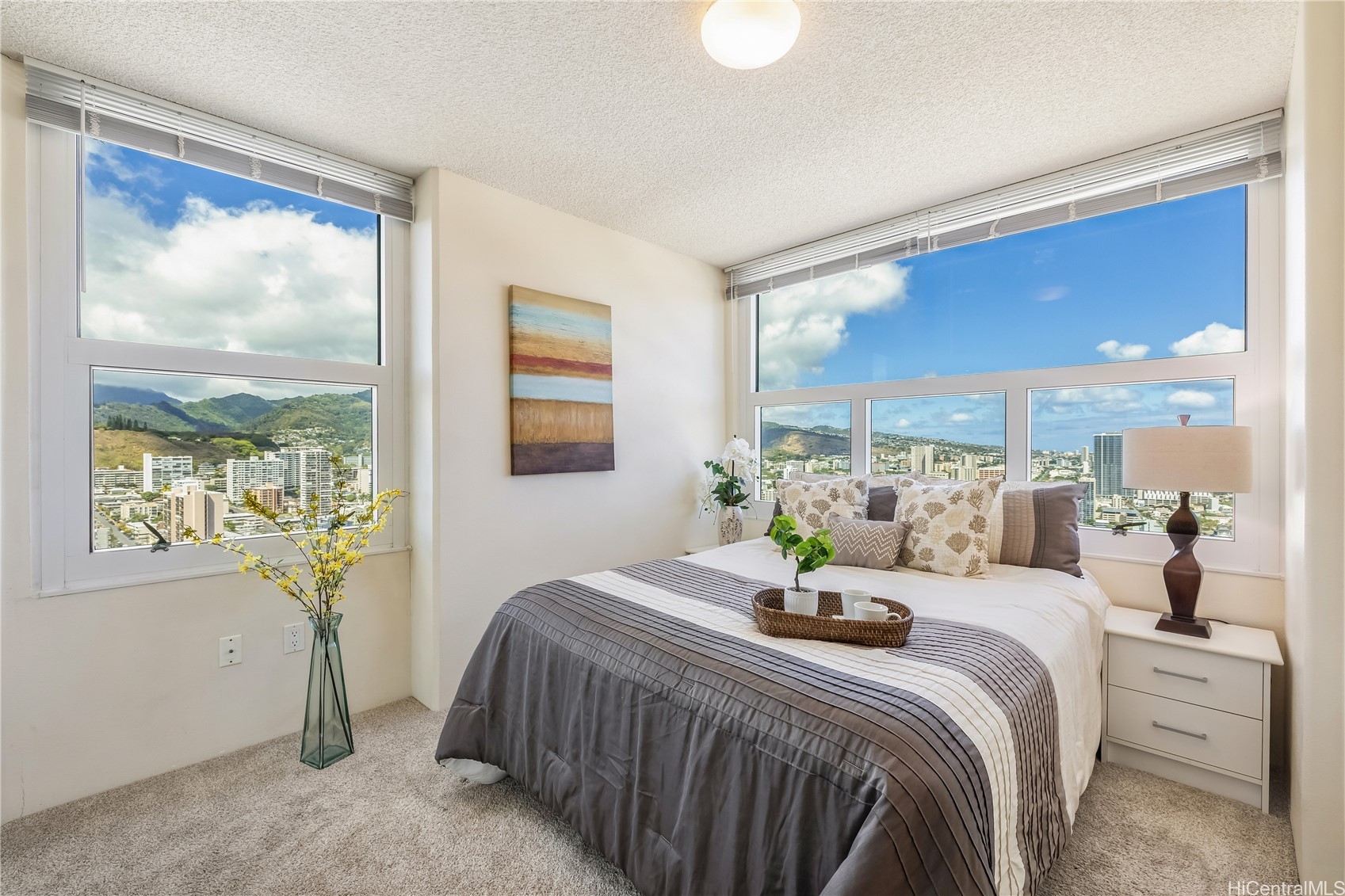 801 S King Street 3809