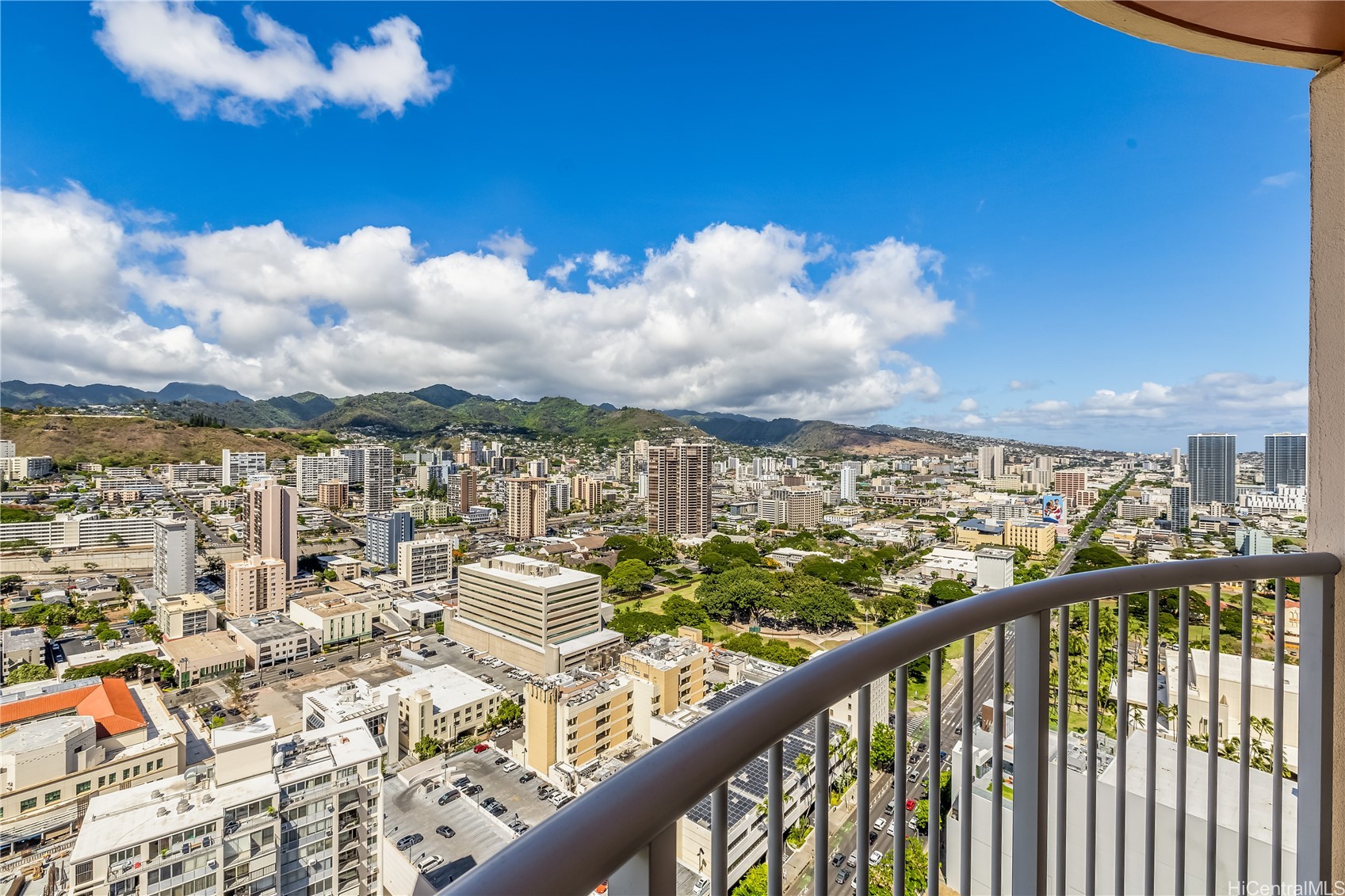 801 S King Street 3809