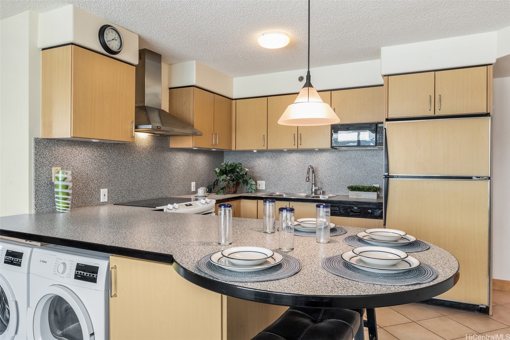 801 S King Street 3809