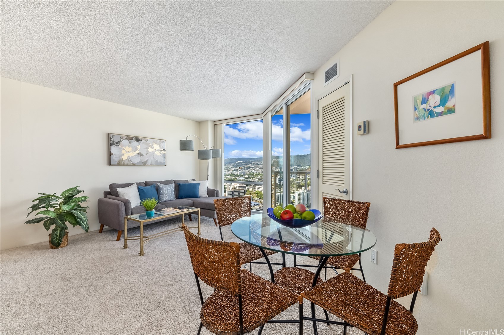 801 S King Street 3809