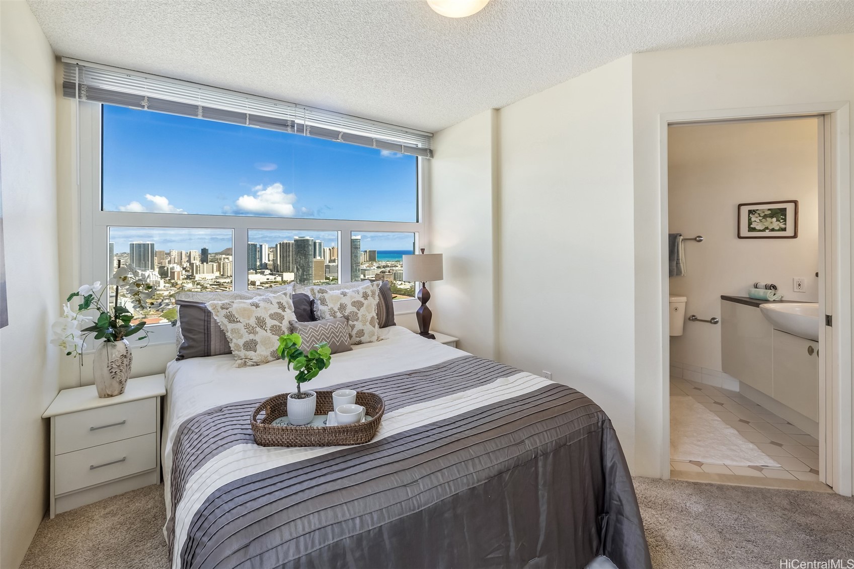 801 S King Street 3809