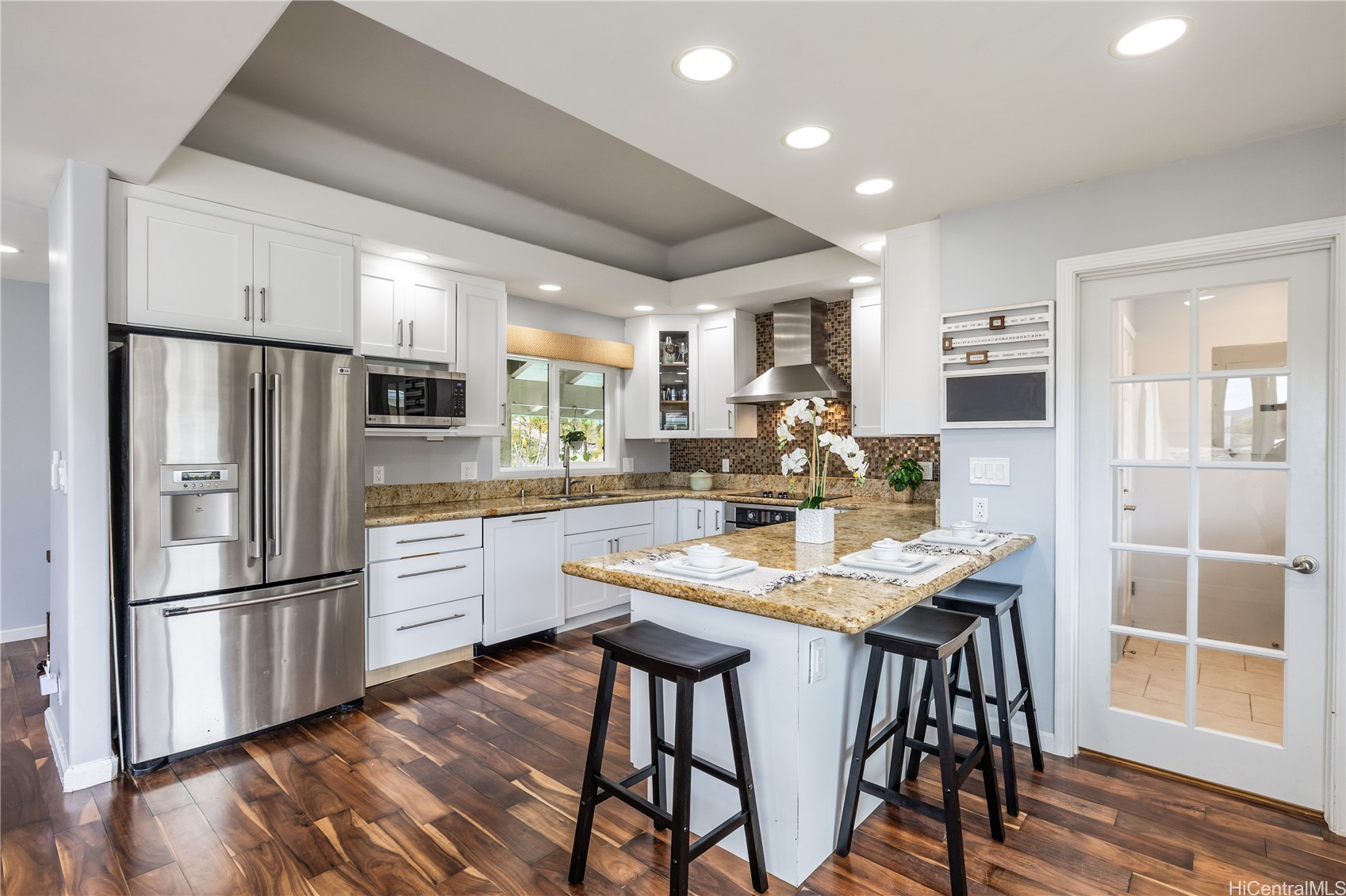 1048 Kaupaku Place