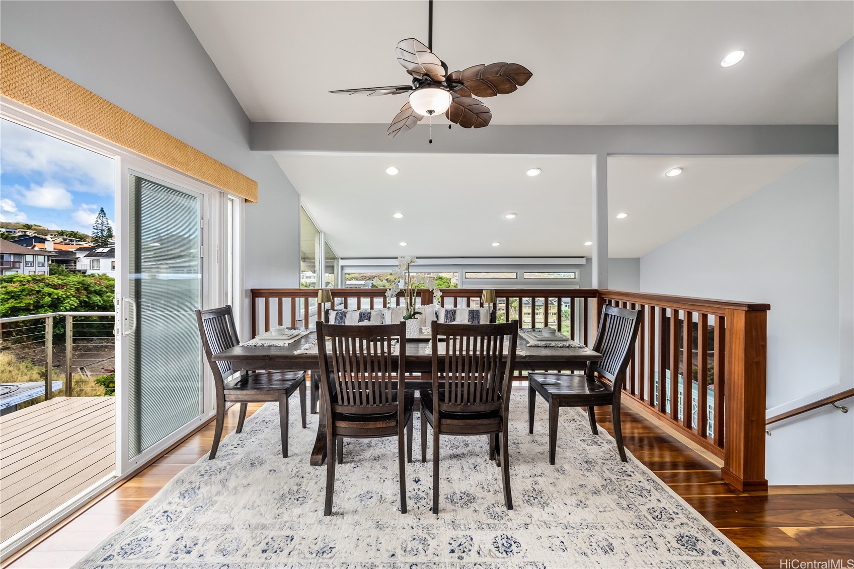 1048 Kaupaku Place