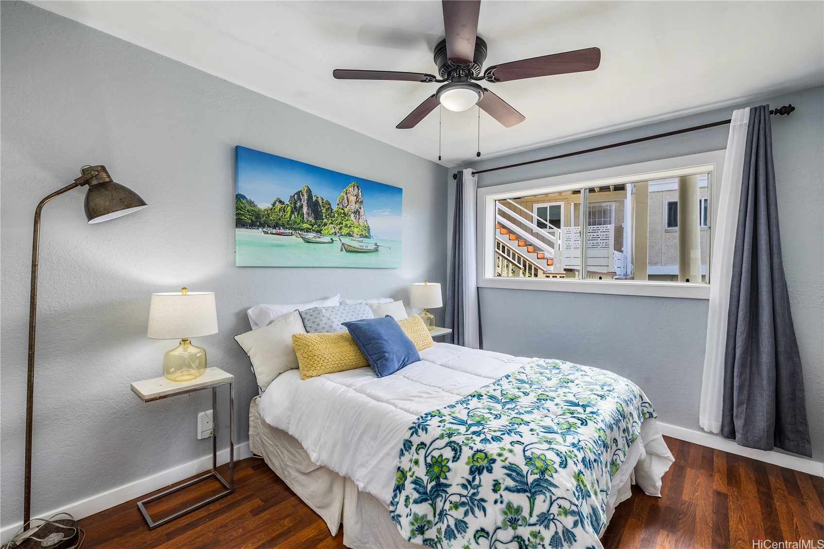 1048 Kaupaku Place