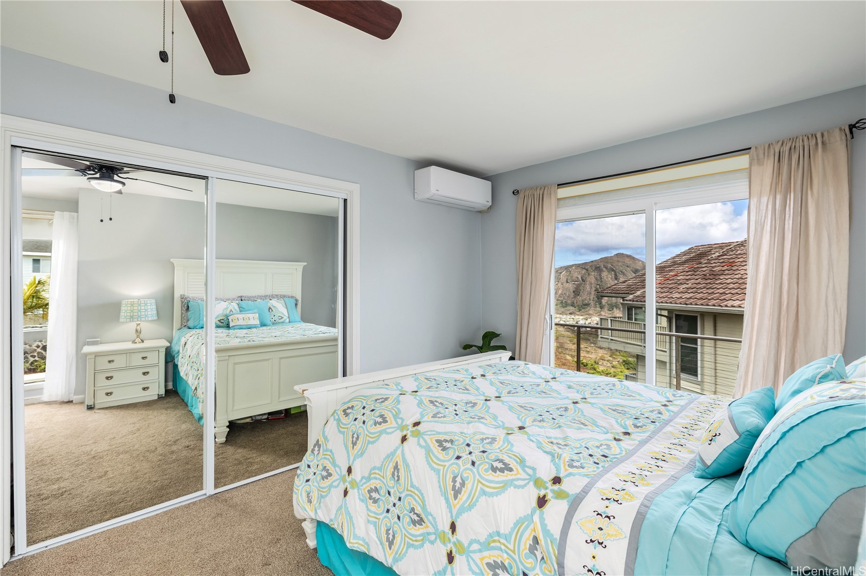 1048 Kaupaku Place
