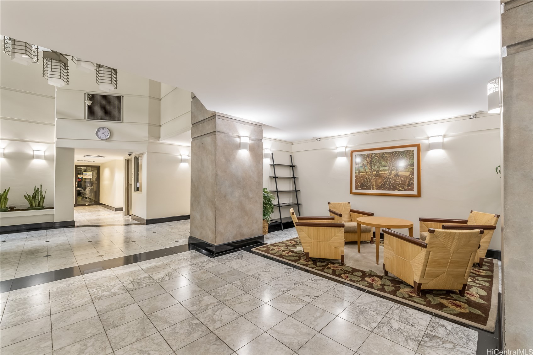 876 Curtis Street 3203