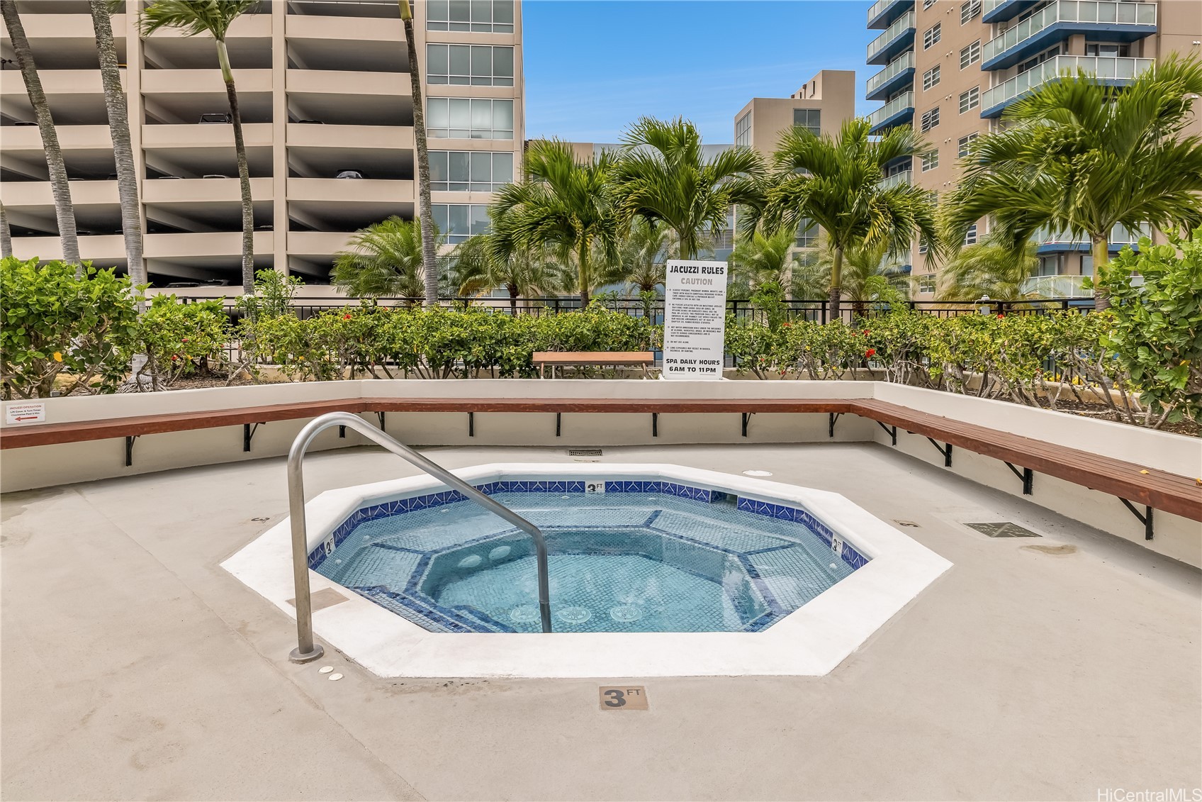 876 Curtis Street 3203