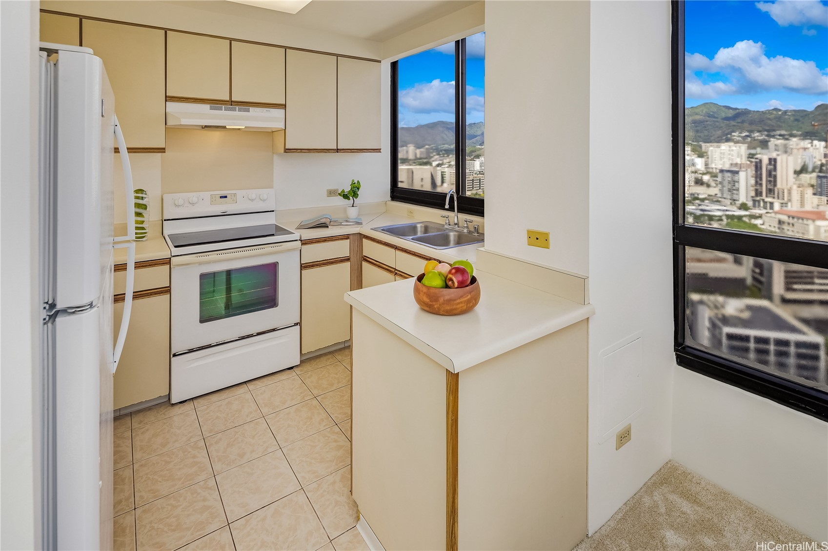 876 Curtis Street 3203