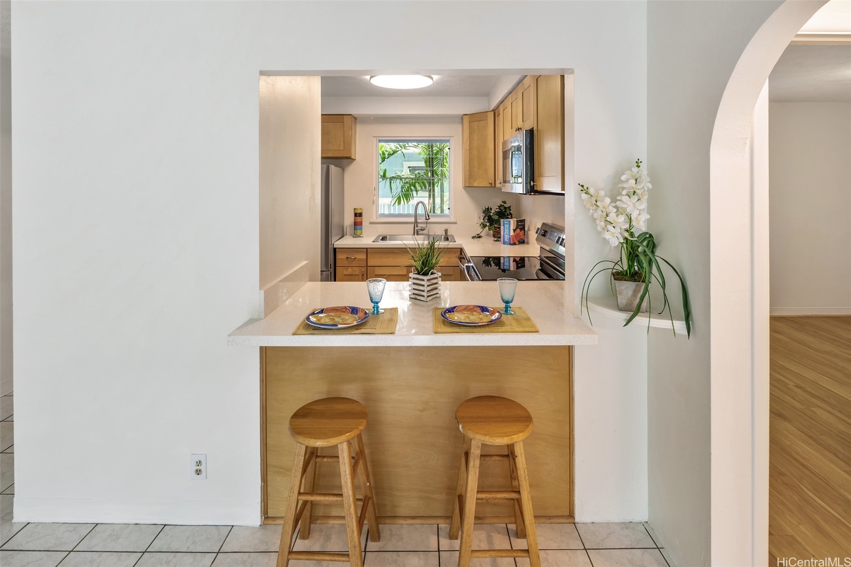 355 Aoloa Street E202