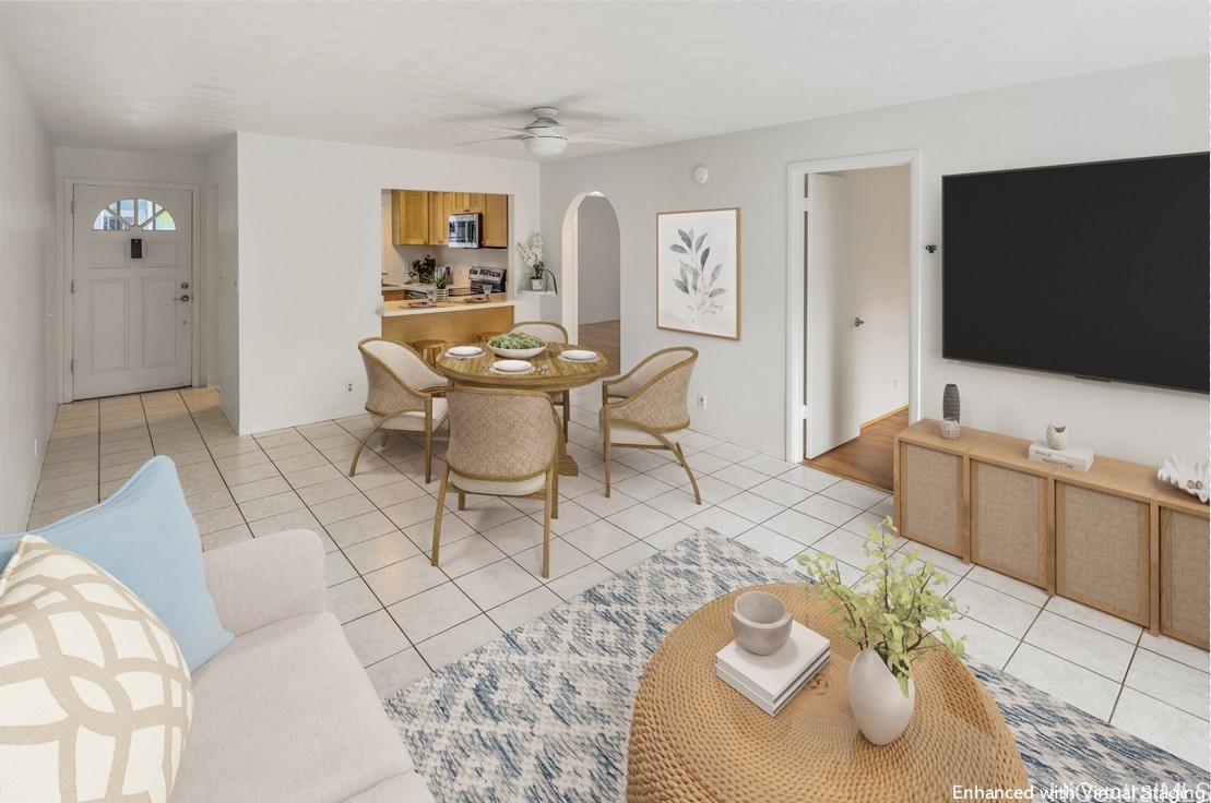 355 Aoloa Street E202