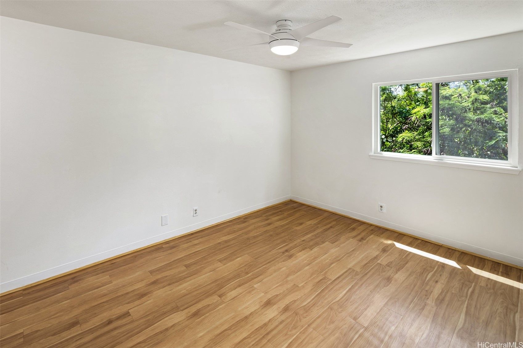 355 Aoloa Street E202