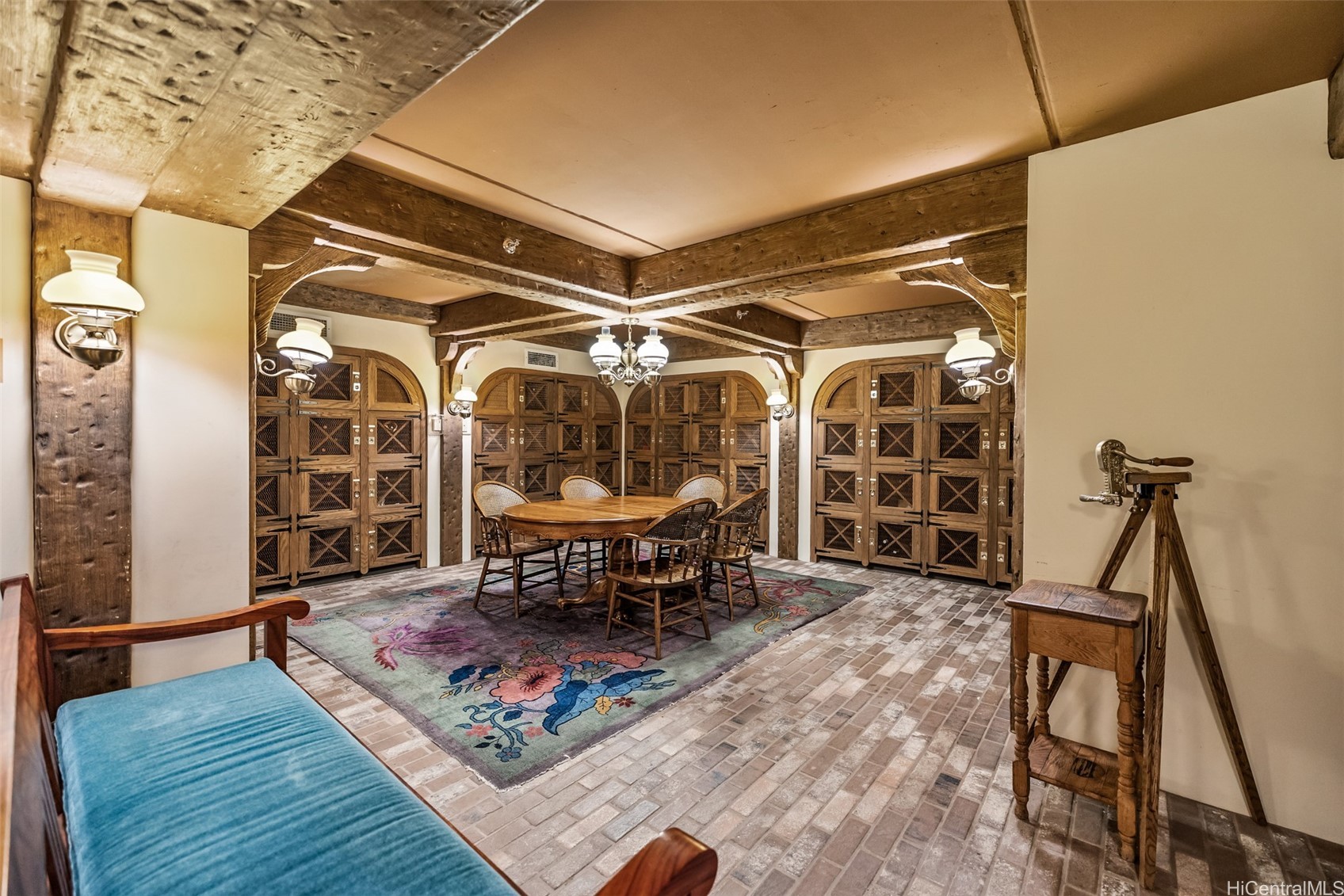 1525 Wilder Avenue 308