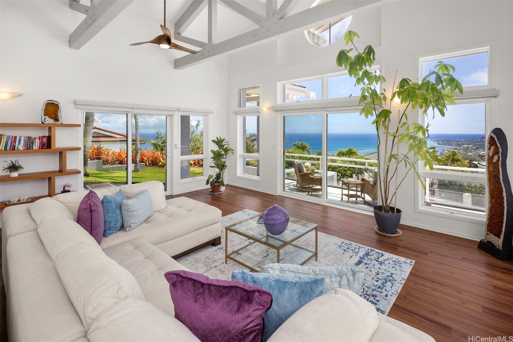 626 Kahiau Loop