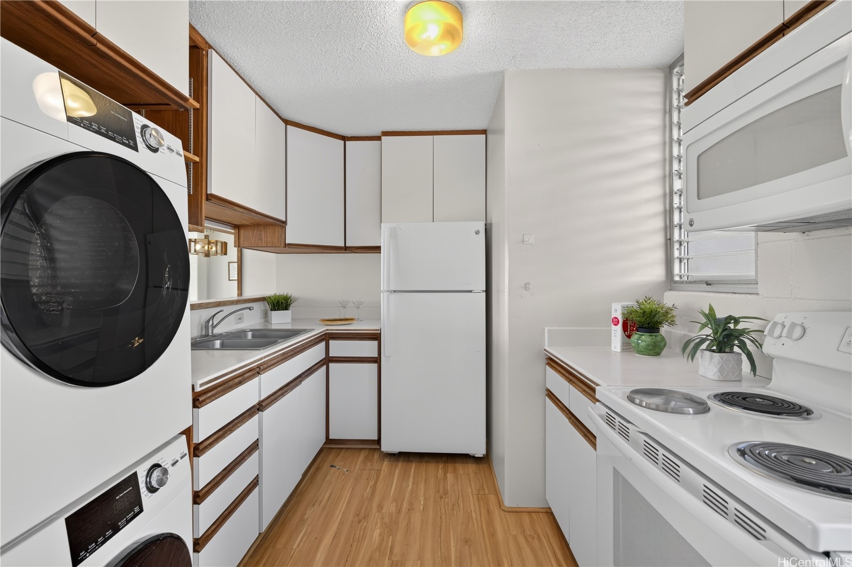1716 Keeaumoku Street 303