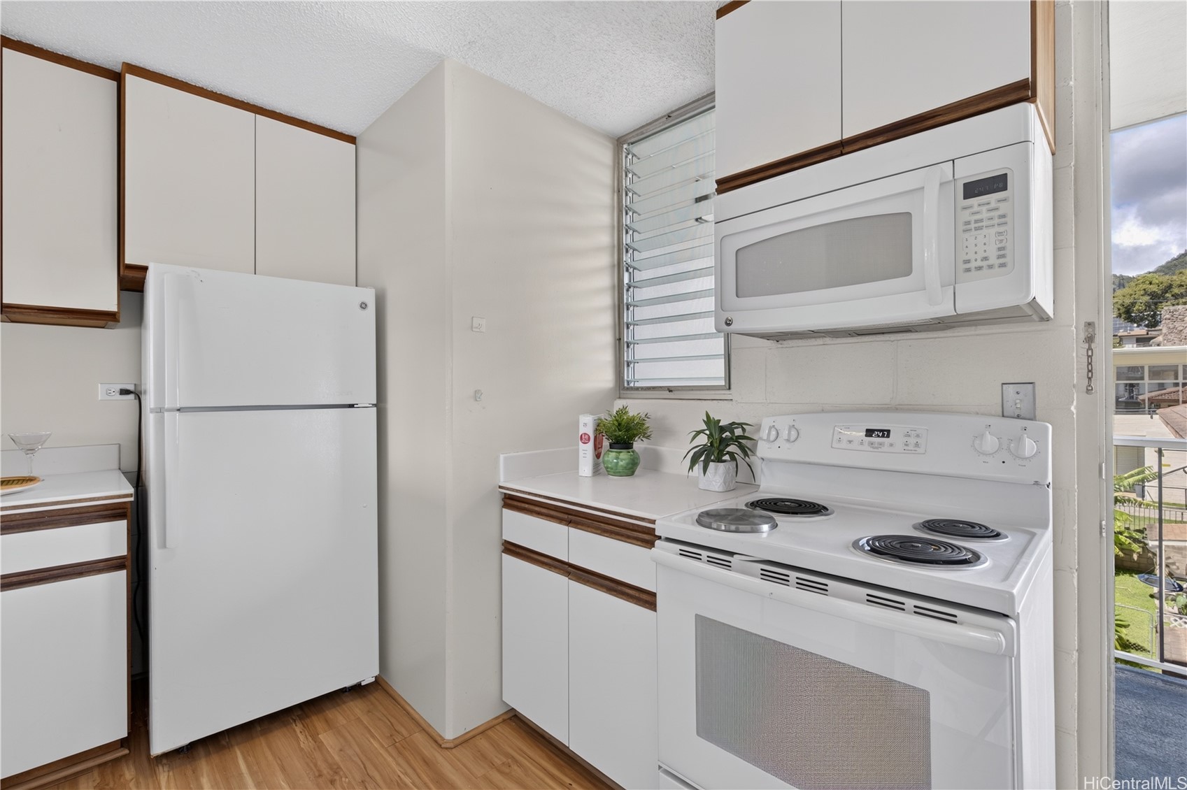 1716 Keeaumoku Street 303