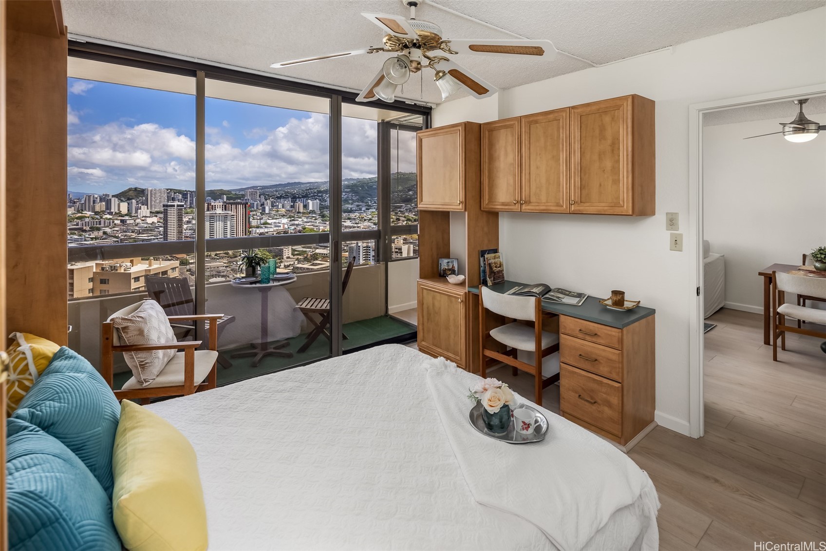 2499 Kapiolani Boulevard 2804