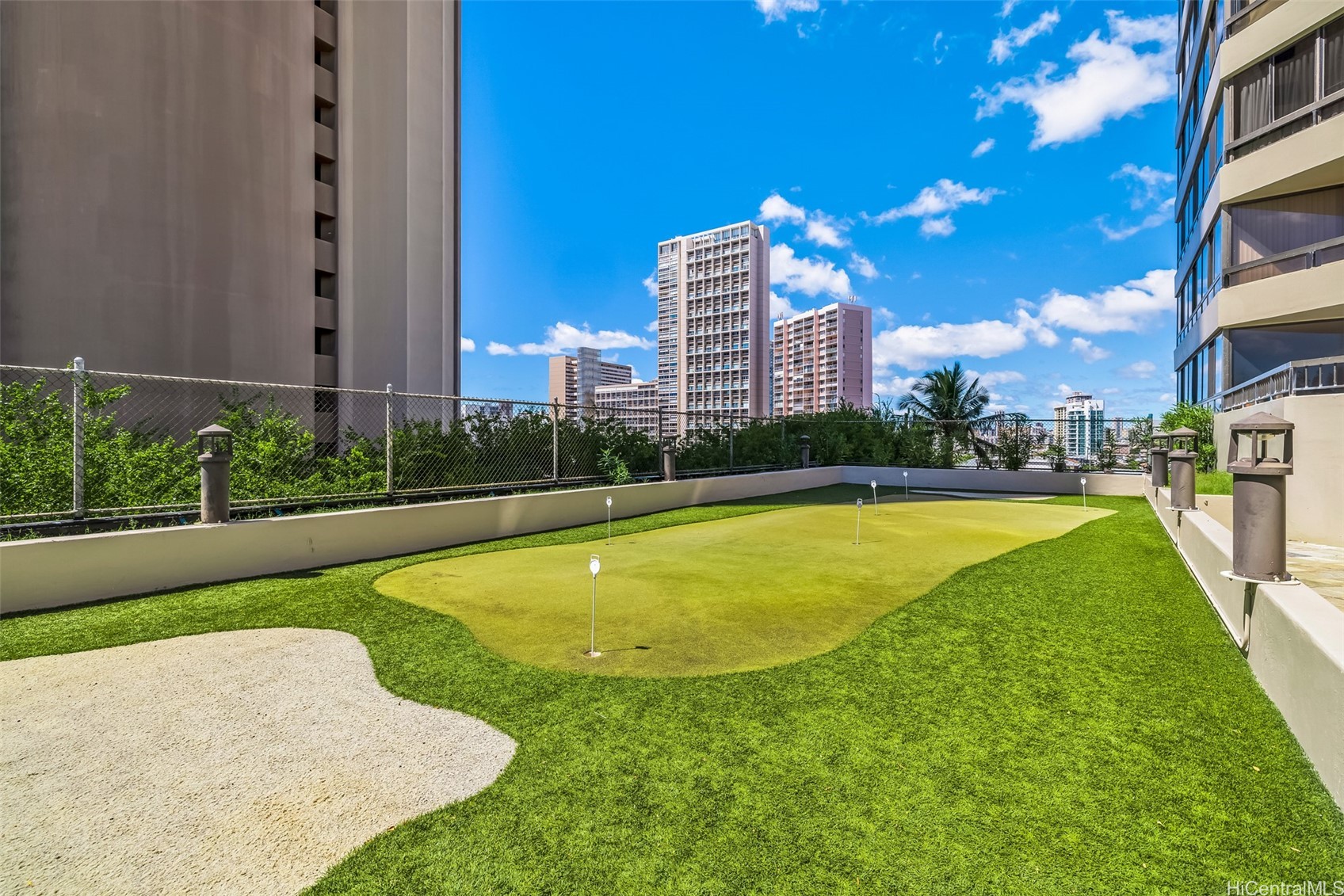 2499 Kapiolani Boulevard 2804