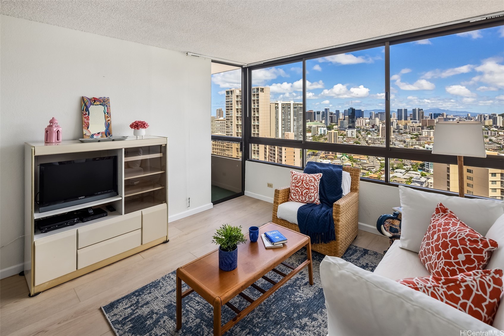 2499 Kapiolani Boulevard 2804