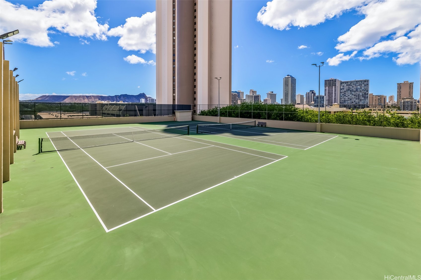 2499 Kapiolani Boulevard 2804