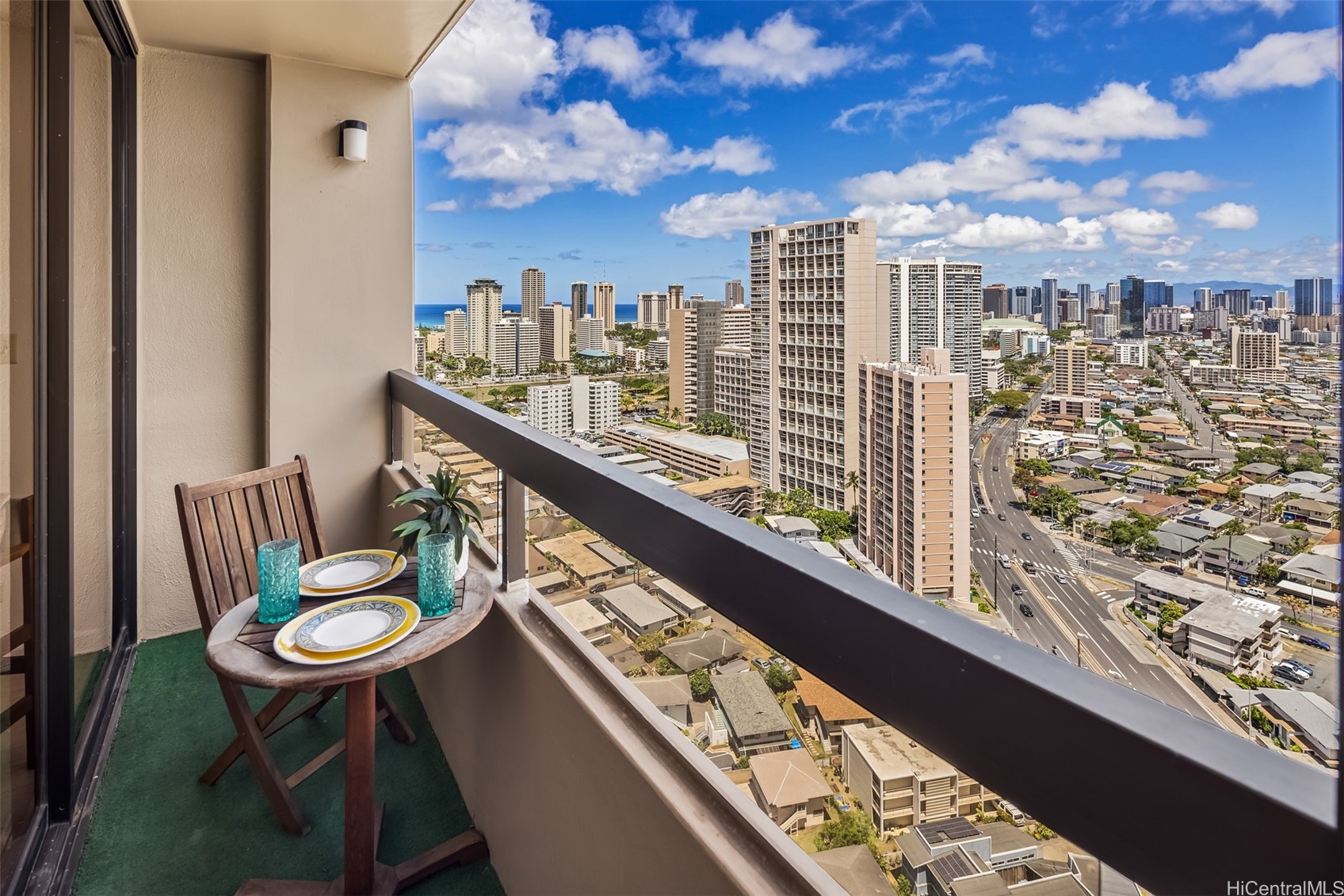 2499 Kapiolani Boulevard 2804
