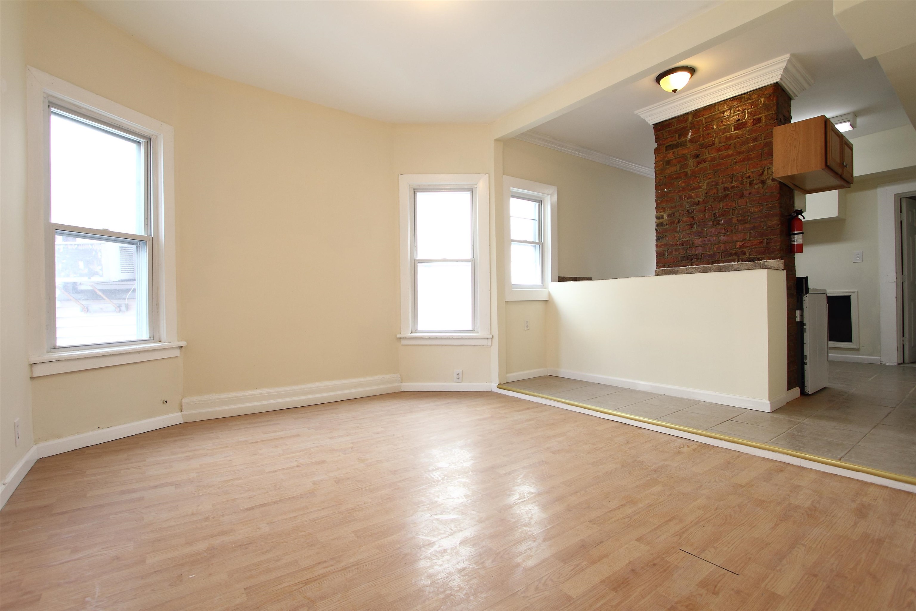 159 GRANT AVE