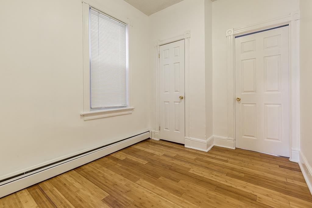 29 CLARK AVE