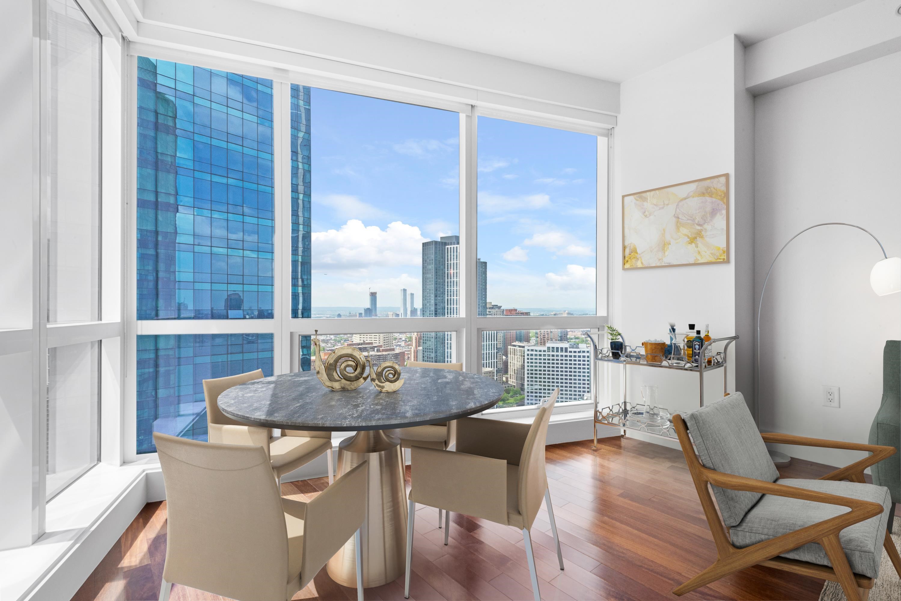 77 HUDSON ST Unit: 3901
