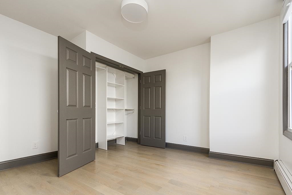 46 RAVINE AVE