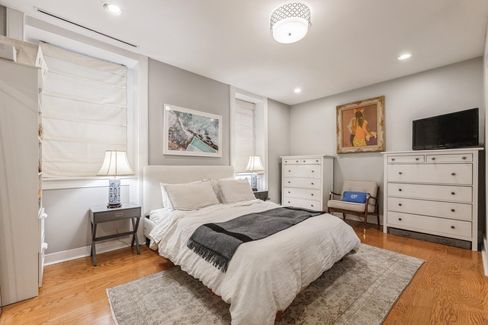 110 GRAND ST Unit: 1A