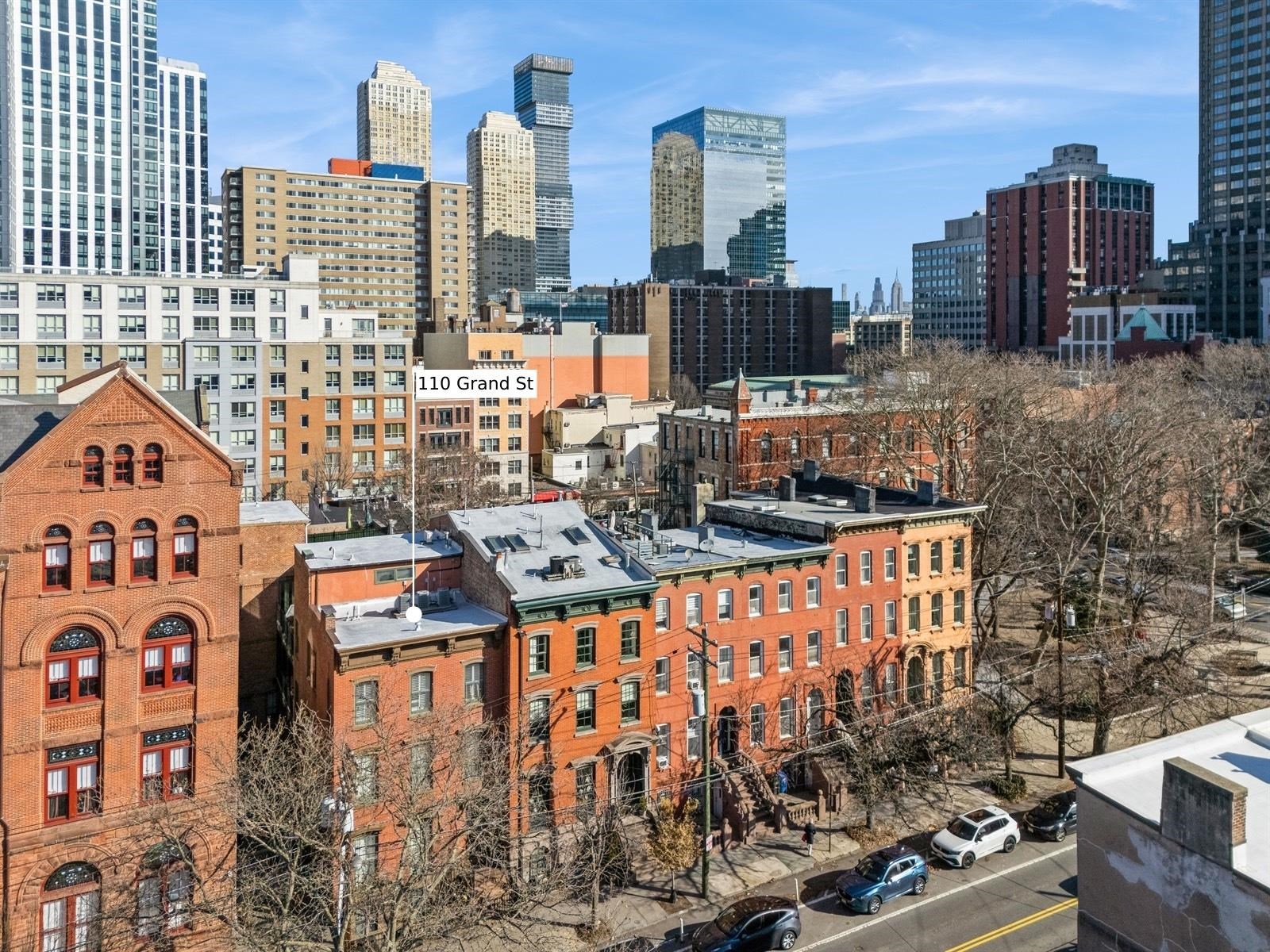 110 GRAND ST Unit: 1A