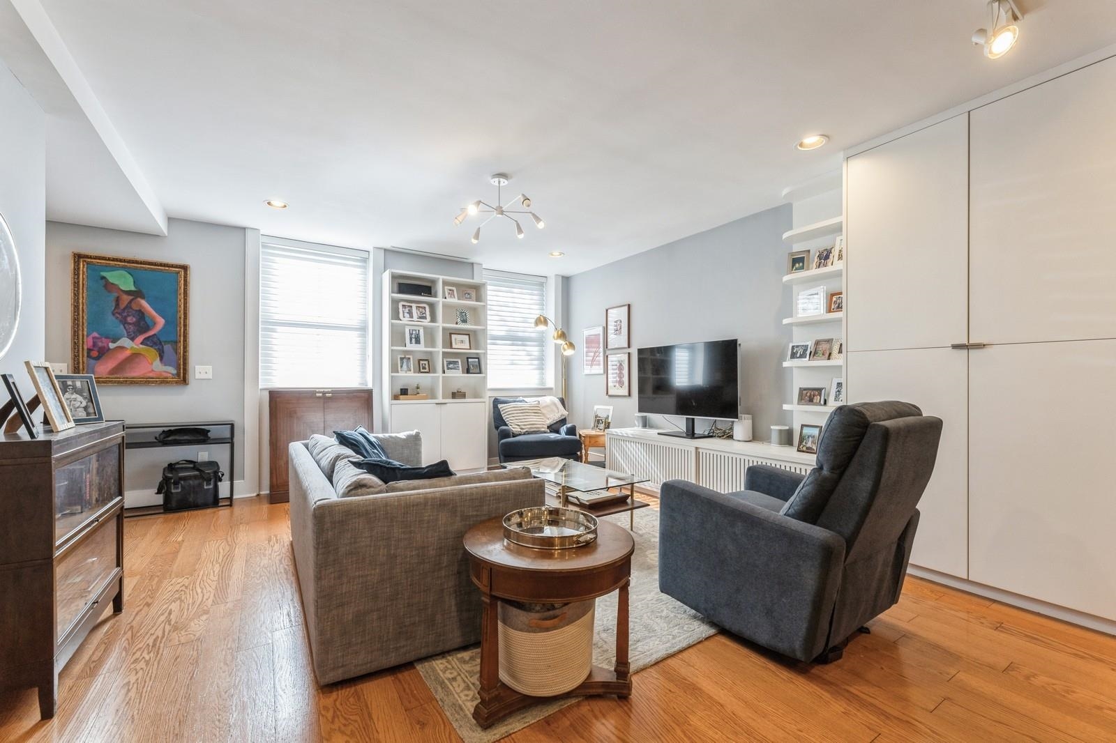 110 GRAND ST Unit: 1A