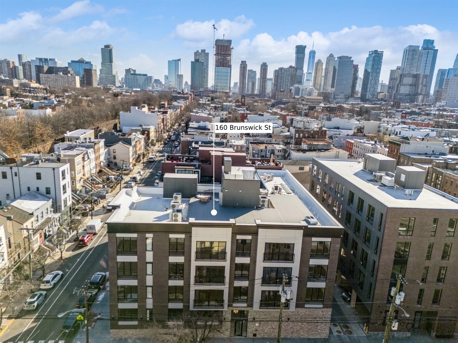 160 BRUNSWICK ST Unit: 402