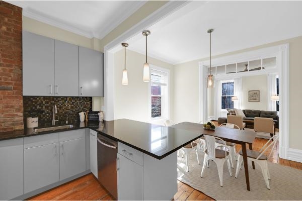 112 WAYNE ST Unit: 2