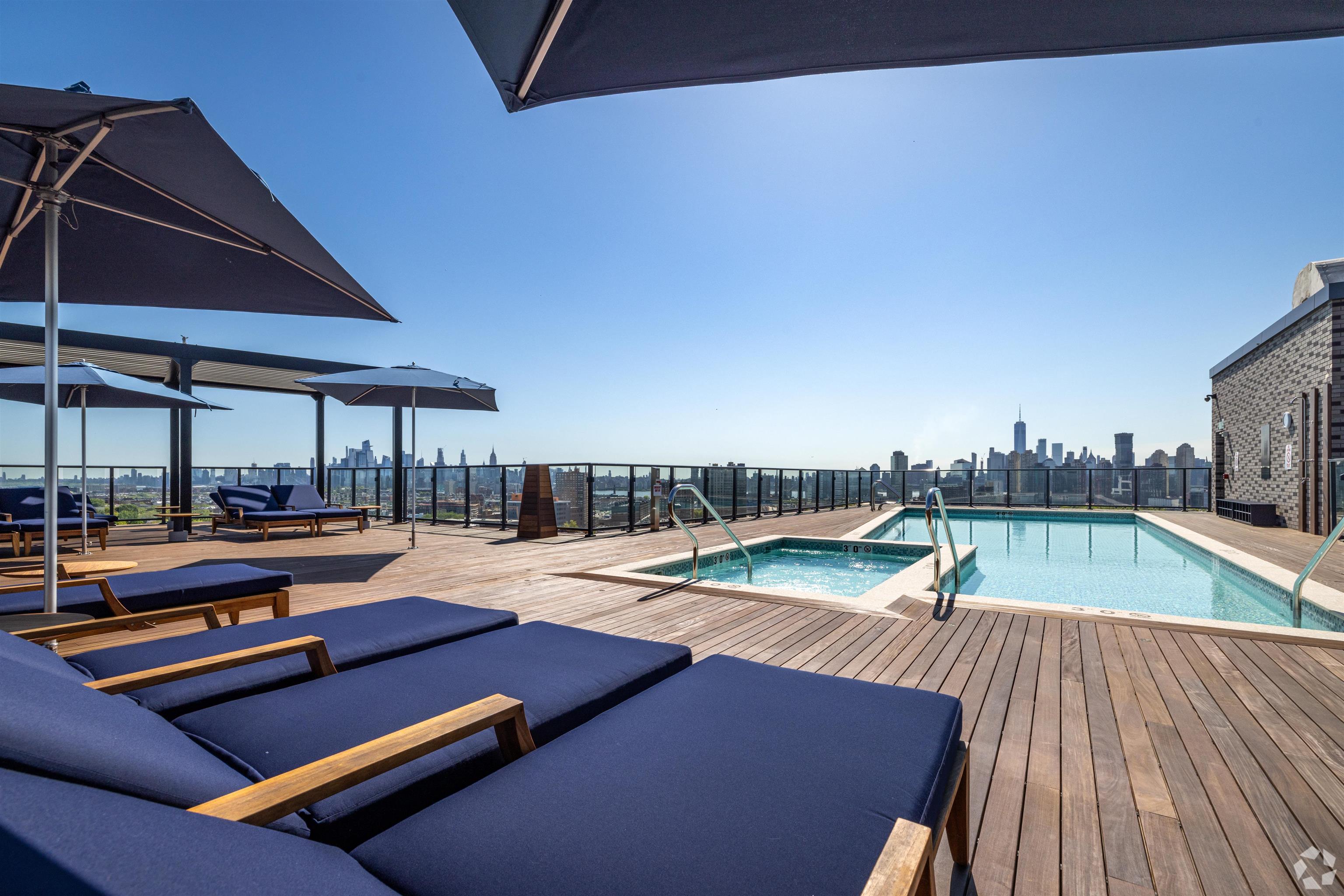 32 OAKLAND AVE Unit: 608