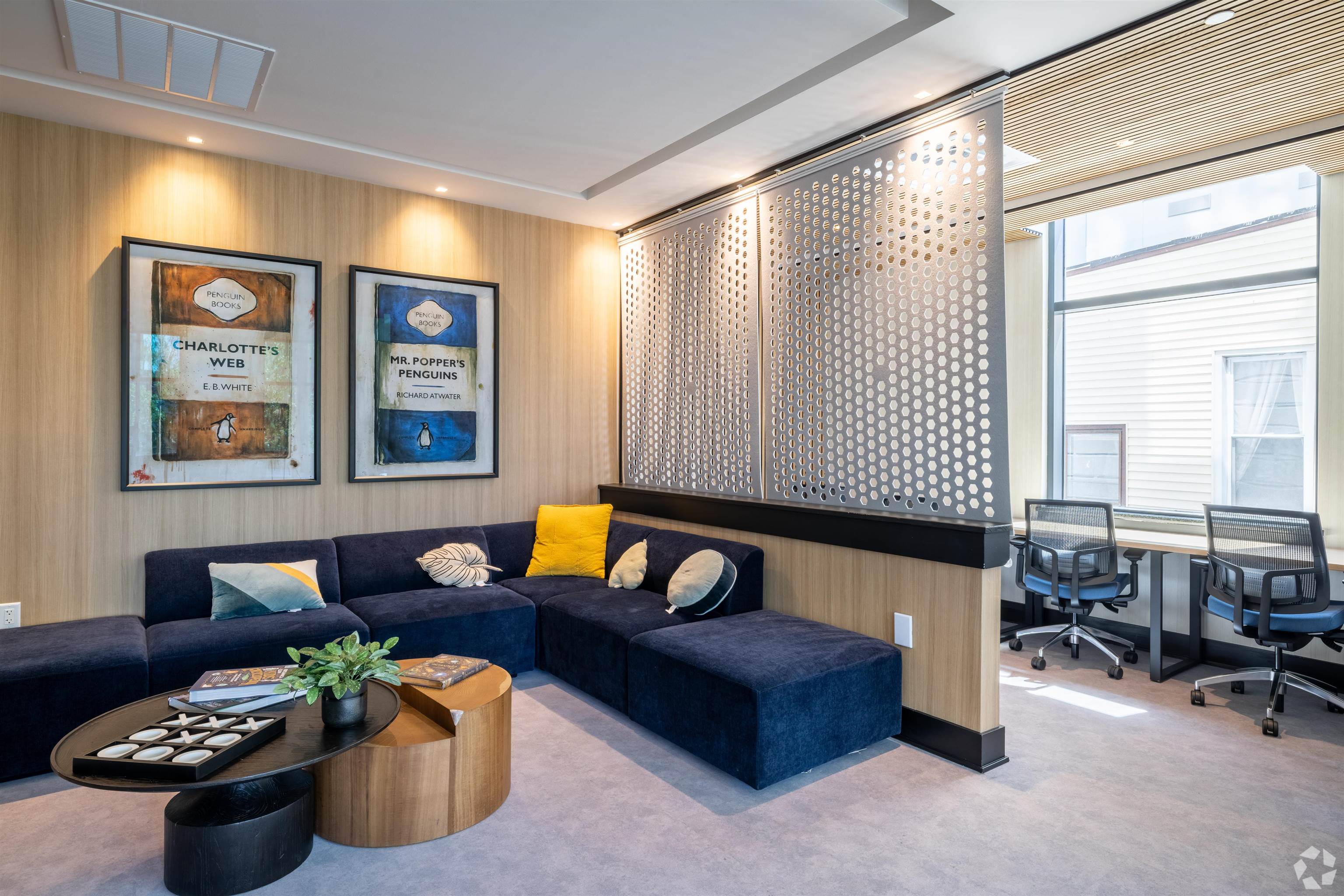 32 OAKLAND AVE Unit: 608
