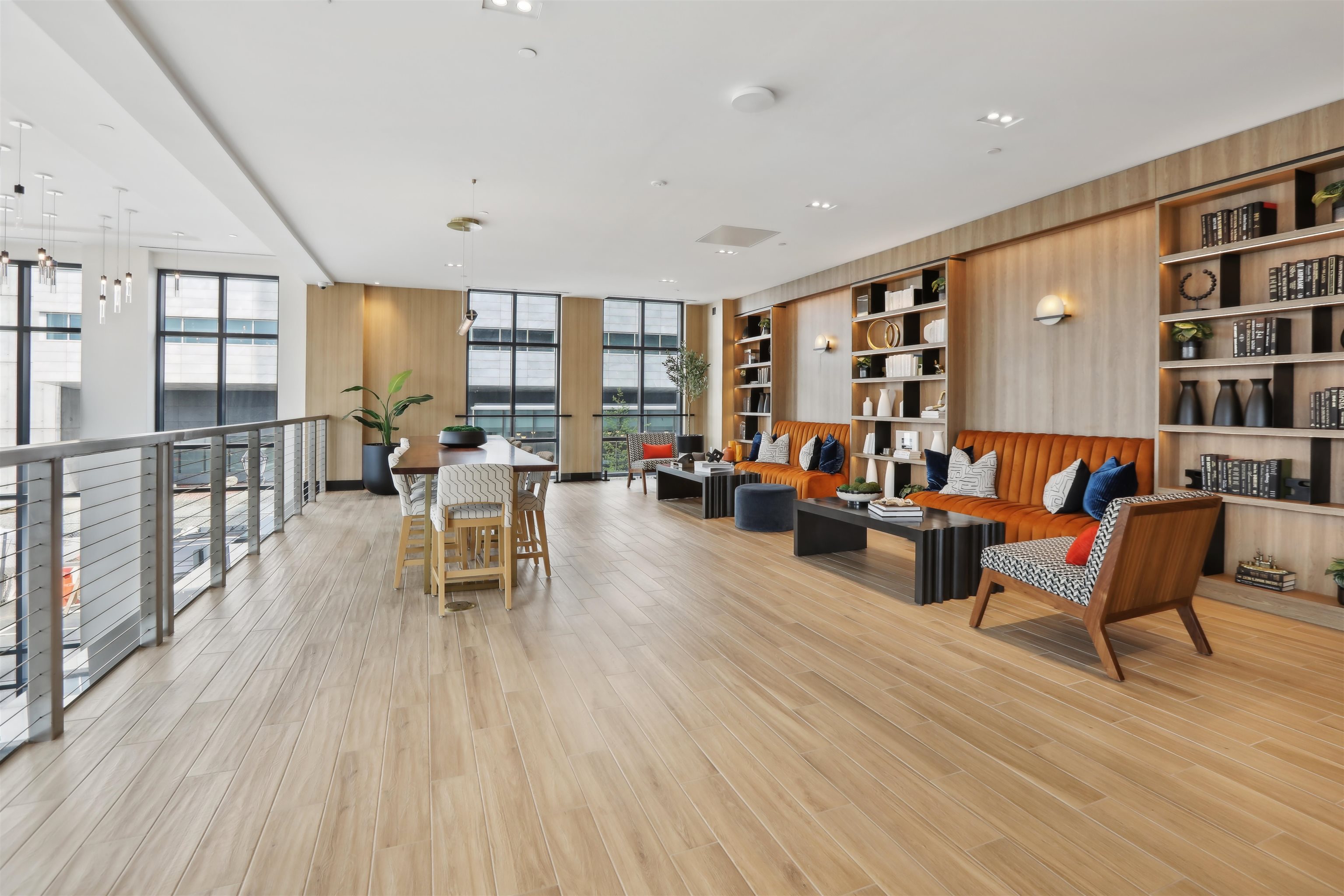 32 OAKLAND AVE Unit: 608