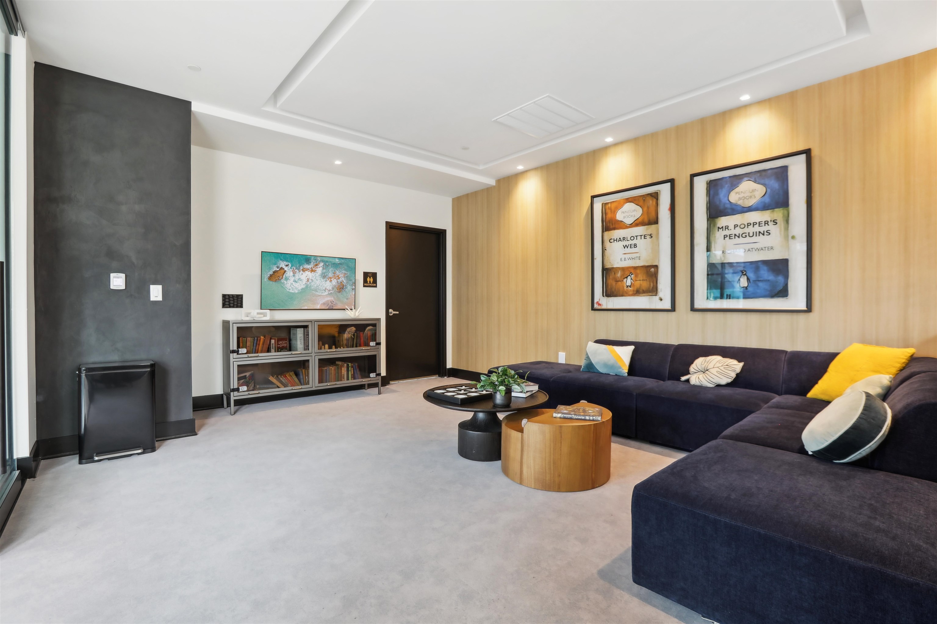 32 OAKLAND AVE Unit: 608