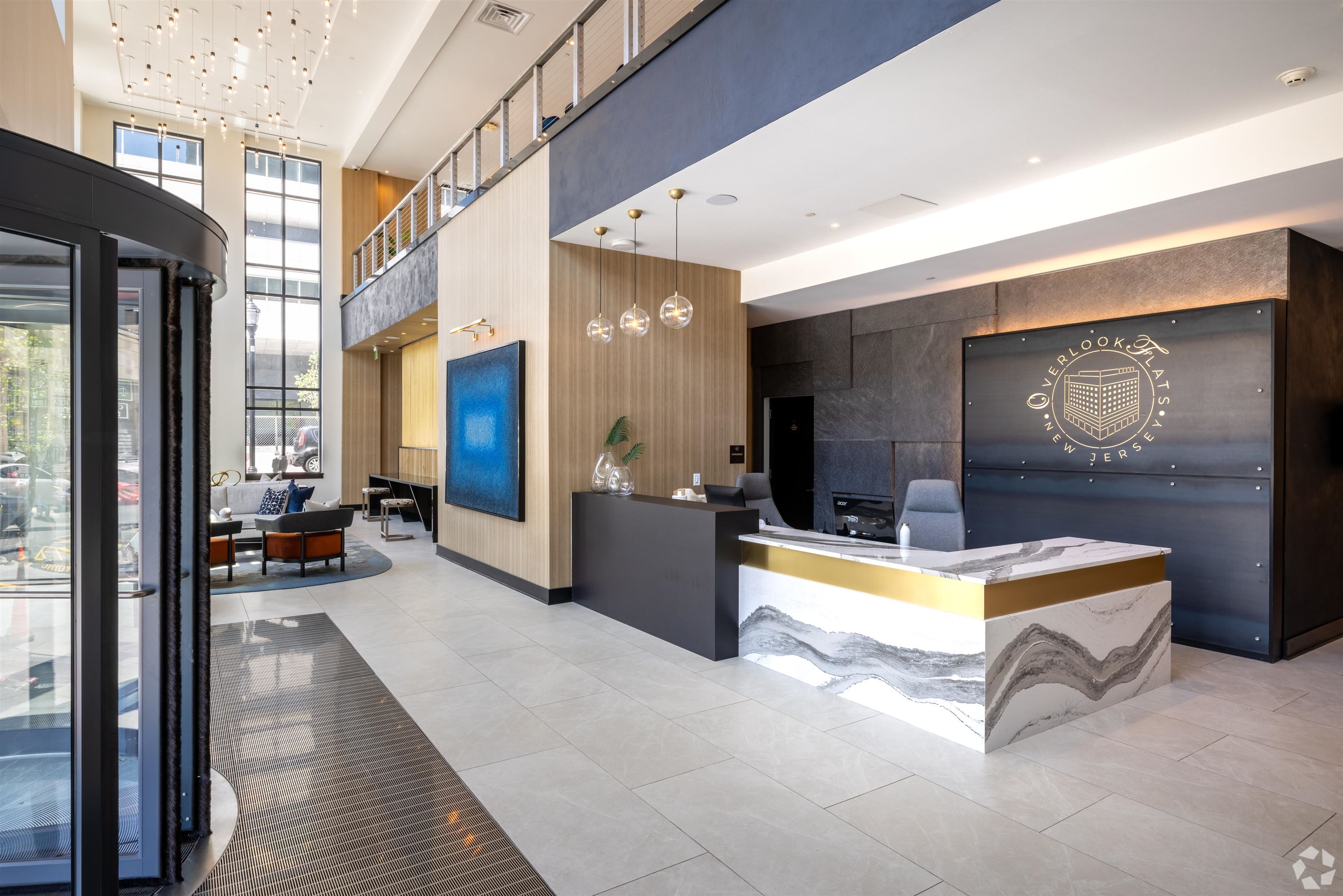 32 OAKLAND AVE Unit: 608