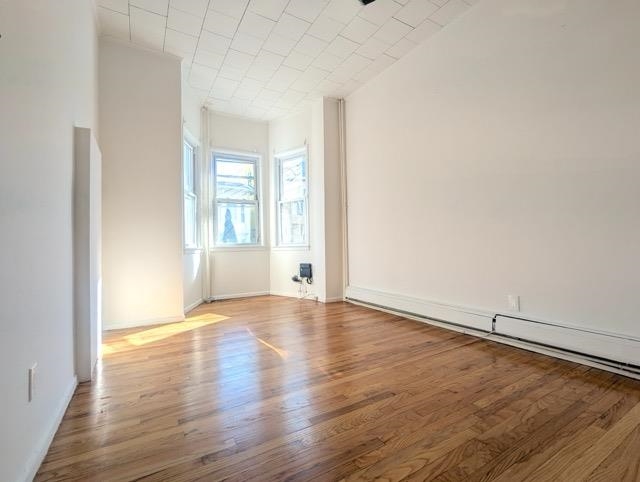 267 WEBSTER AVE Unit: 1L