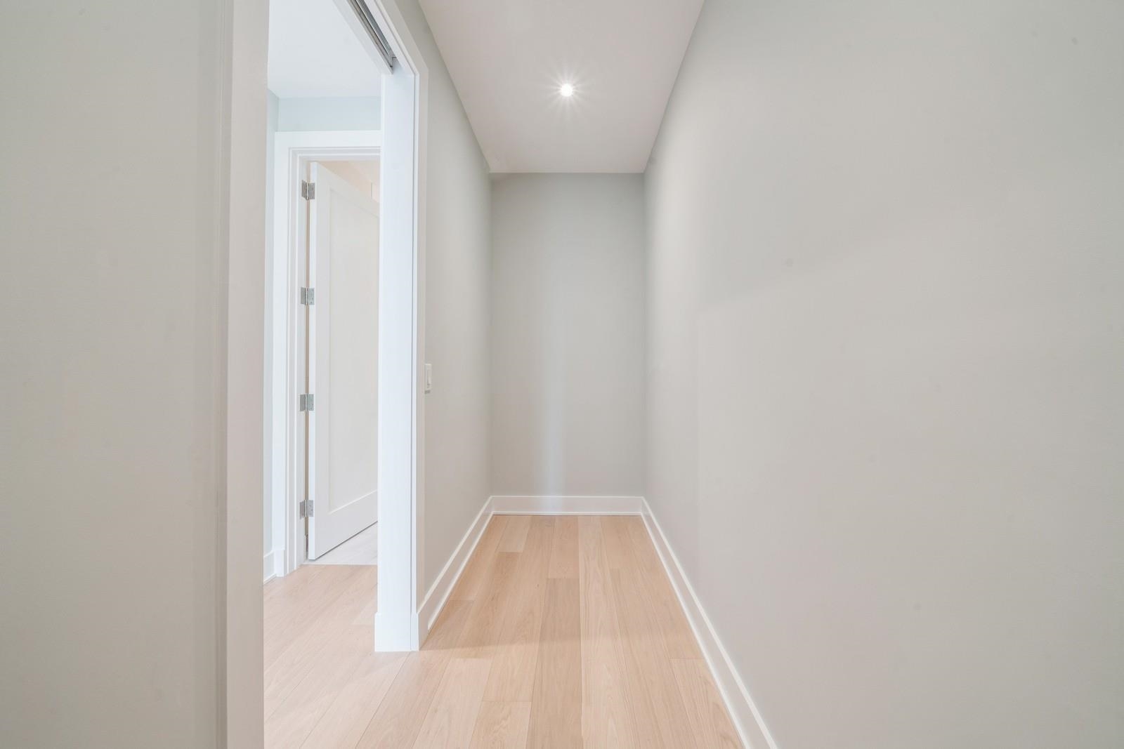 477 MONMOUTH ST Unit: 1