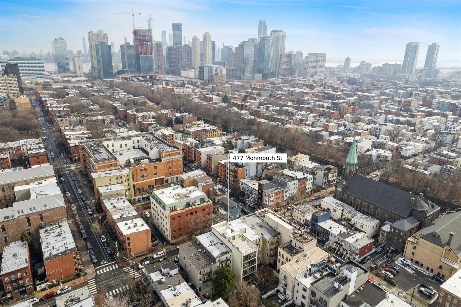 477 MONMOUTH ST Unit: 3